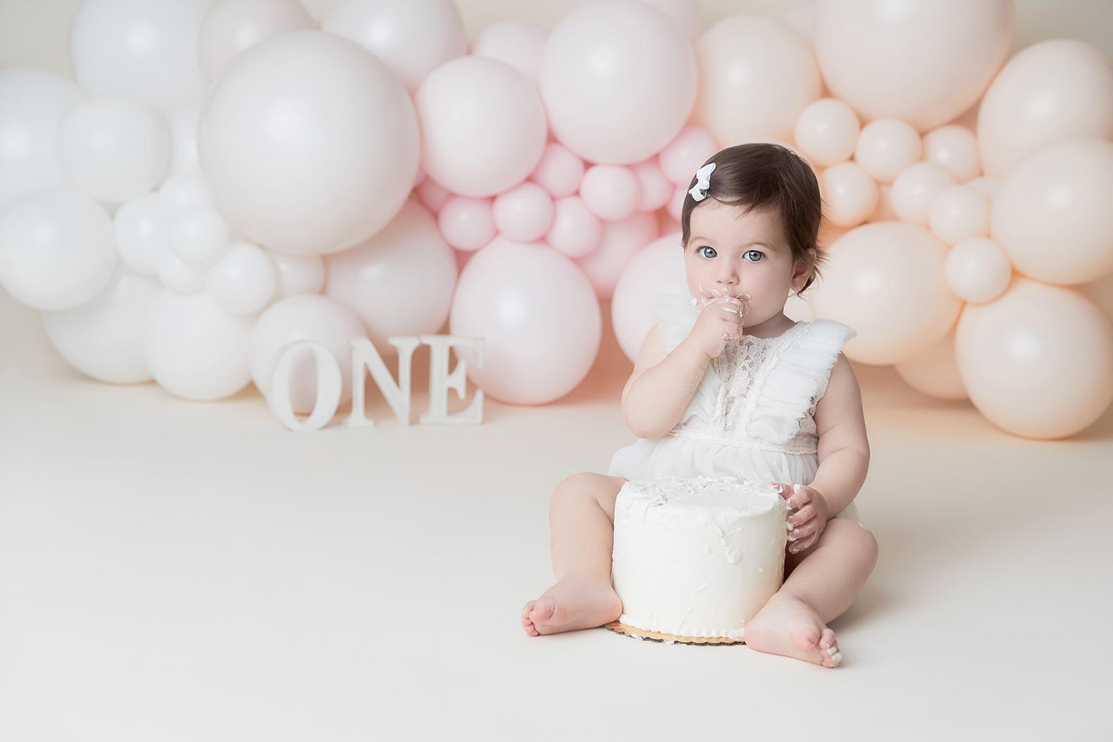 10 Expert Tips for the Best First Birthday Cake Smash Photos - Ramina ...